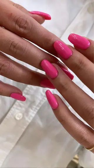 ネイル nailsalon　hue所属・小山 羽奈のネイルデザイン