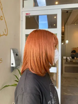 ミディアム hairroomsheeps所属・ハイトーン/ホワイト カラー/SHOKAのヘアスタイル