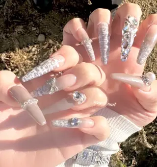 ネイル private salon le'a所属・le'a スタッフのネイルデザイン