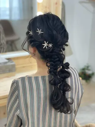 ロング ヘアアレンジ 鷲見 望のヘアスタイル