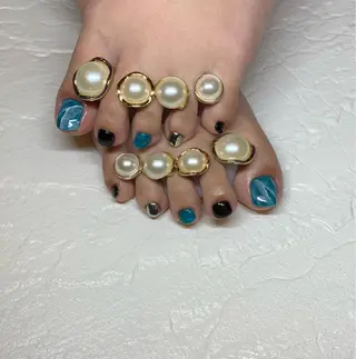 ネイル リンパ／美肌小顔専門サロンLiLi所属・Sakai Airiのネイルデザイン