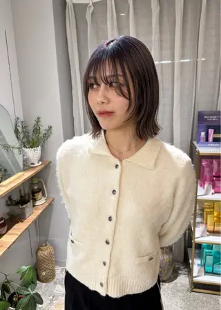 カラー まえだ にちかのヘアスタイル
