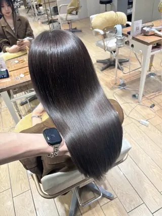 ロング 星 はる菜のヘアスタイル