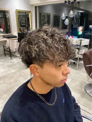 カラー メンズ りんと/メンズ特化/ フェード×パーマのヘアスタイル