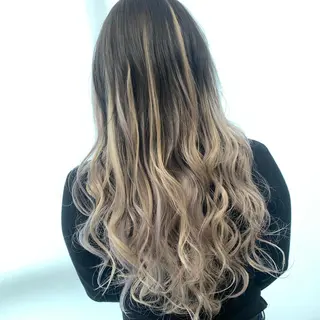 ロング カラー LOPEZ LAB所属・🦁LOPEZLAB /RUNA🌙のヘアスタイル