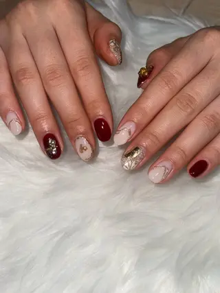 ネイル 向井 日花里のネイルデザイン