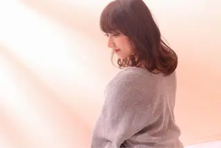 ミディアム カラー 服部 樹季のヘアスタイル