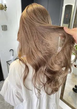 ロング カラー 髪質改善/ハイトーン MOLAのヘアスタイル