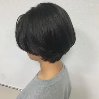 ショート ウスイマイコ カット/ケアカラーのヘアスタイル