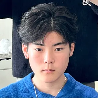 メンズ フェザーパーマ🌙 毛流れ yuzukiのヘアスタイル