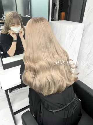 ロング カラー シールエクステ特化 ハイトーン、NANAのヘアスタイル