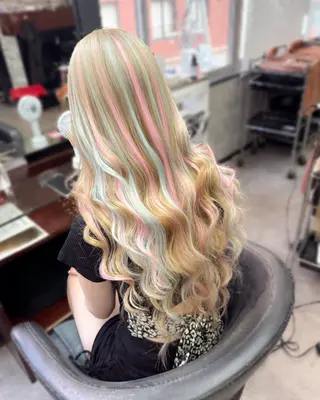 ロング ハイトーンエクステ 🎩カズキ🎩のヘアスタイル