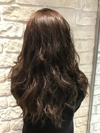 ロング 庄司 美佑樹のヘアスタイル