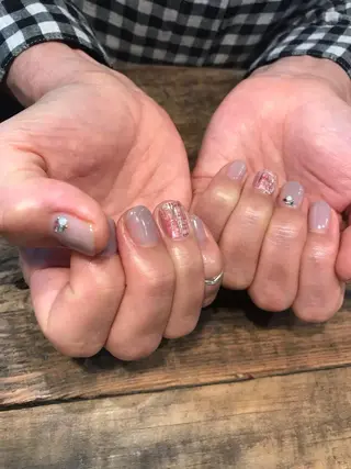 ネイル 佐藤  悠子のネイルデザイン