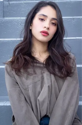 ロング カラー パーマ リルウヘアー 天王寺のヘアスタイル