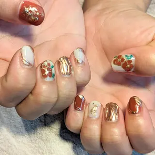 ネイル ｱｲﾗｯｼｭ ﾈｲﾙ ｻﾛﾝ つけるのマツエク・マツパデザイン