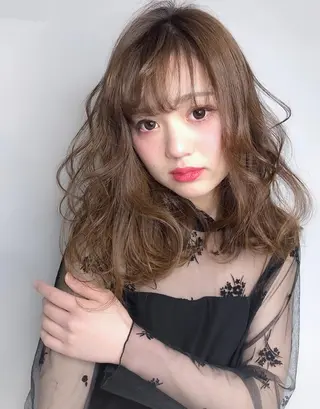セミロング カラー 大嶋 伸吾のヘアスタイル