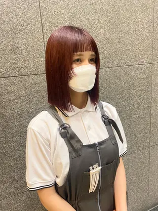 ミディアム 髪と音処　マトぺ所属・デザインカラー/ボブ ブリーチカラー/ユリのヘアスタイル