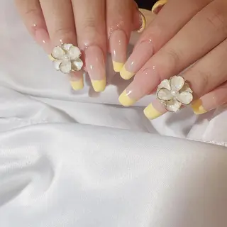 ネイル nailstudio ′ecole所属・nailstudio ′ecoleのネイルデザイン