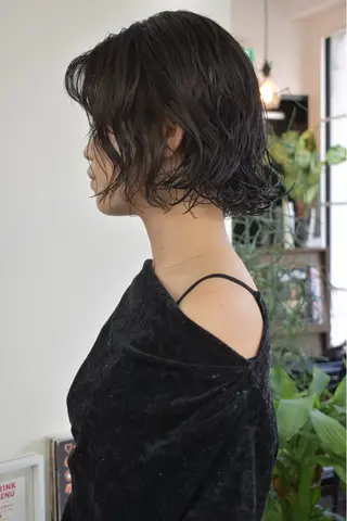 ミディアム パーマ レイヤーボブ/ 艶カラー/サナ🌼のヘアスタイル