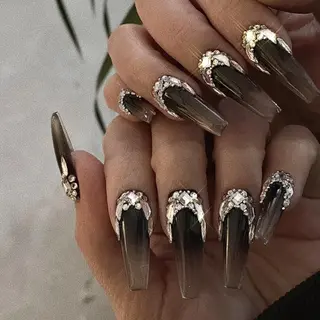 ネイル Queen‘s なんのネイルデザイン