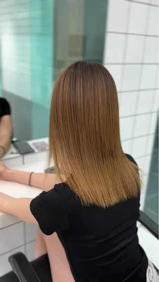 ミディアム Miyu’s所属・縮毛矯正特化 髪質改善辻良輝のヘアスタイル