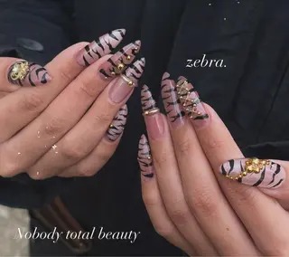 ネイル Nobody_ Linのネイルデザイン