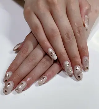 ネイル plaisir所属・plaisir プレジールネイルのネイルデザイン