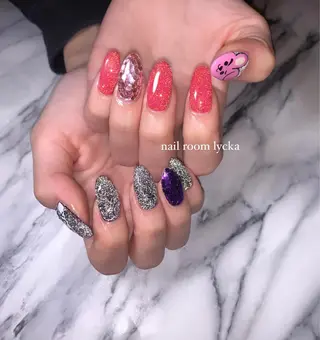 ネイル ﾈｲﾙﾙｰﾑﾘｯｶ 𝐦𝐚𝐲𝐮のネイルデザイン