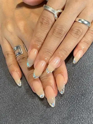 ネイル Flore (フロール)の眉毛・アイブロウイメージ