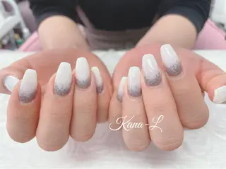 カラー ネイル 芦辺 香奈のネイルデザイン