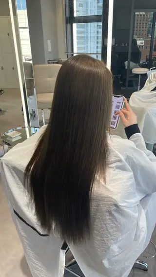 ロング カラー MIMA / 名駅/グレージュのヘアスタイル