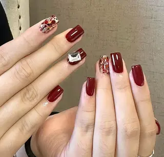 ネイル LEDアイラッシュ ∩_∩アオイのマツエク・マツパデザイン