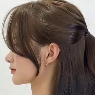 ミディアム ヘアアレンジ Kudo.J 🪽のヘアスタイル