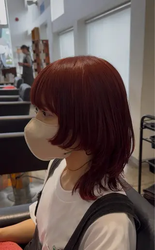 セミロング カラー HairMake　GIGI 宇多津所属・入本 翼のヘアスタイル