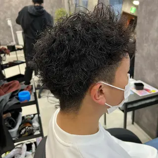 パーマ メンズ メンズパーマ特化 荻田知也のヘアスタイル