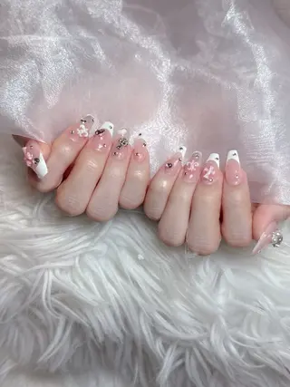 ネイル Lee Ainのネイルデザイン