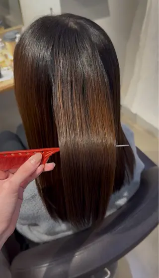 KAREN .のヘアスタイル