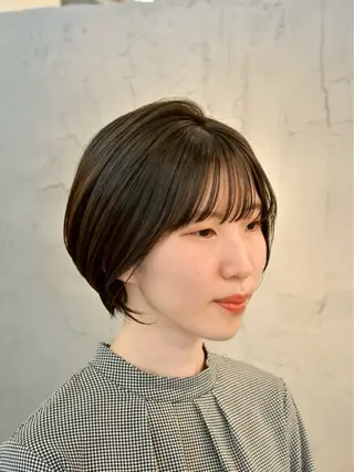 ショート VISAGE ba.sk 金子詩帆のヘアスタイル