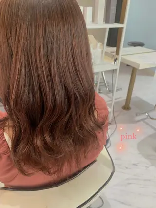 ミディアム カラー annuy MIHANAのヘアスタイル