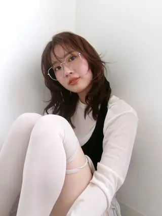 ミディアム レイヤーカット/ 透明感カラーmikuのヘアスタイル