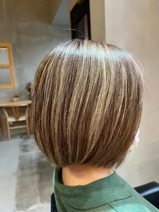 ショート カラー SHINYA シンヤヘアーズのヘアスタイル