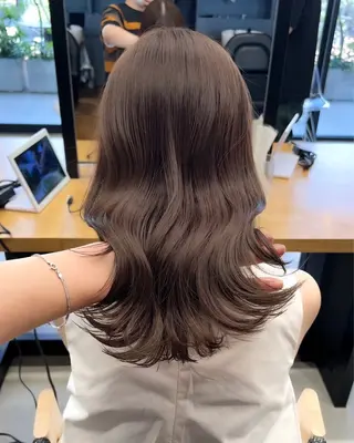 ミディアム カラー ✨髪質改善 縮毛矯正 艶髪 立川 コウキ✨のヘアスタイル