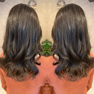 ロング カラー tocca 💜石田愛結💜のヘアスタイル