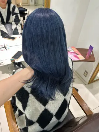セミロング カラー ハイトーンカラー 🤍🫧 長井 律のヘアスタイル