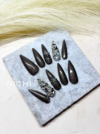 ネイル NICHI nail salon & school所属・NICHI 田所梨英のネイルデザイン