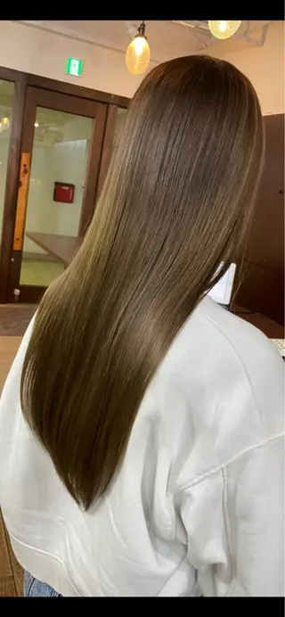 ロング カラー 吉田 航のヘアスタイル