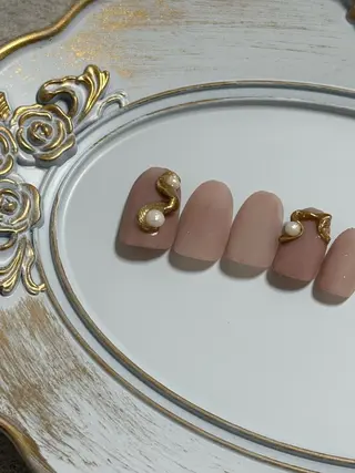 ネイル FIORITURA Maikoのネイルデザイン