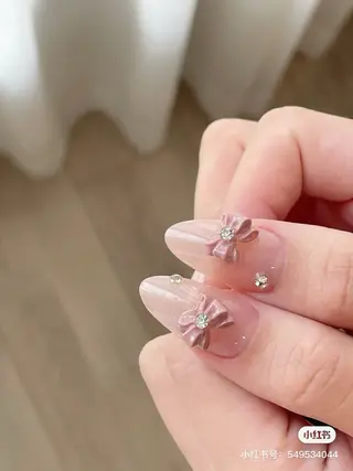 ネイル Ui_Amor (パラジェル)のネイルデザイン