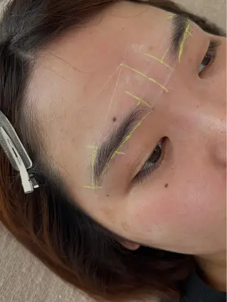 アイブロウ 眉WAX╱HBL╱ YUIの眉毛・アイブロウイメージ